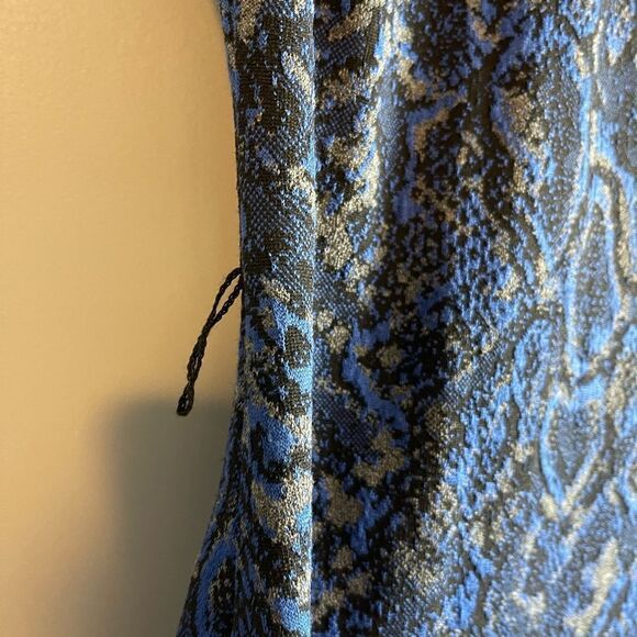 Cache Snakeskin Print Blue Bodycon Sleeveless Sweater Midi Dress | SZ S - Picture 9 of 14